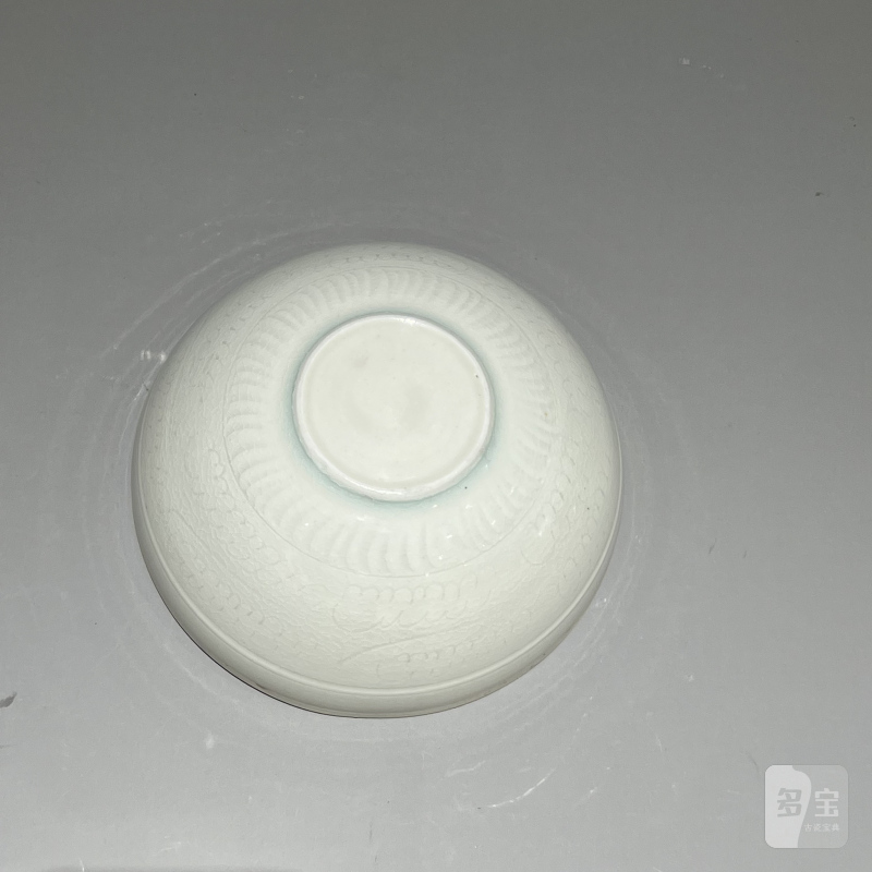 明代 青白釉暗刻花卉纹套钵一组五件 - 图21